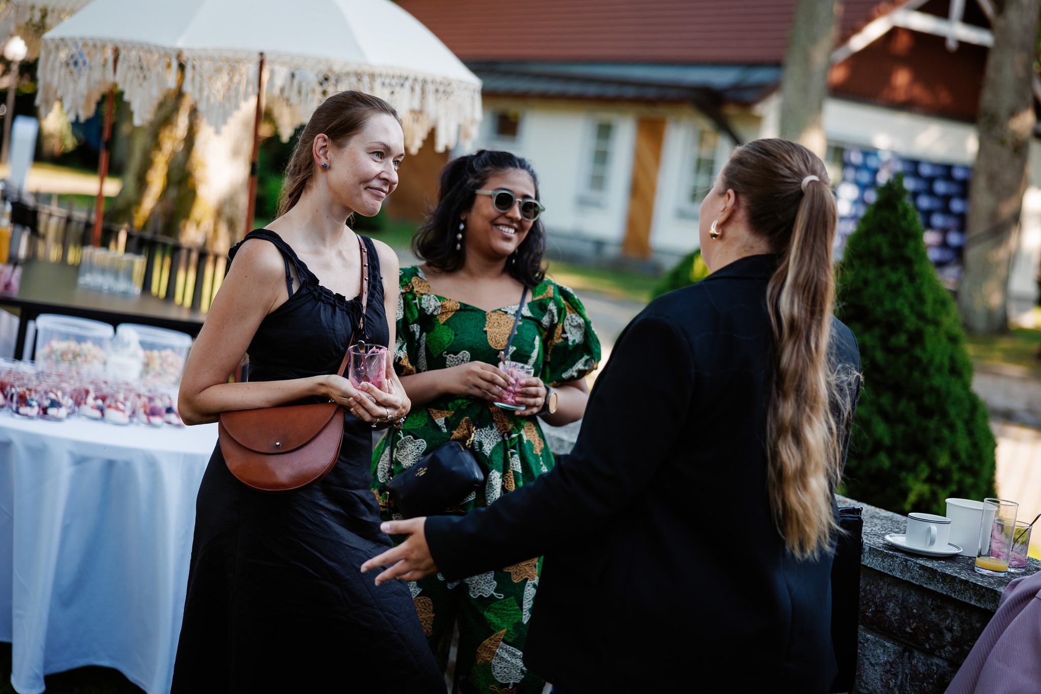 Women chatting 